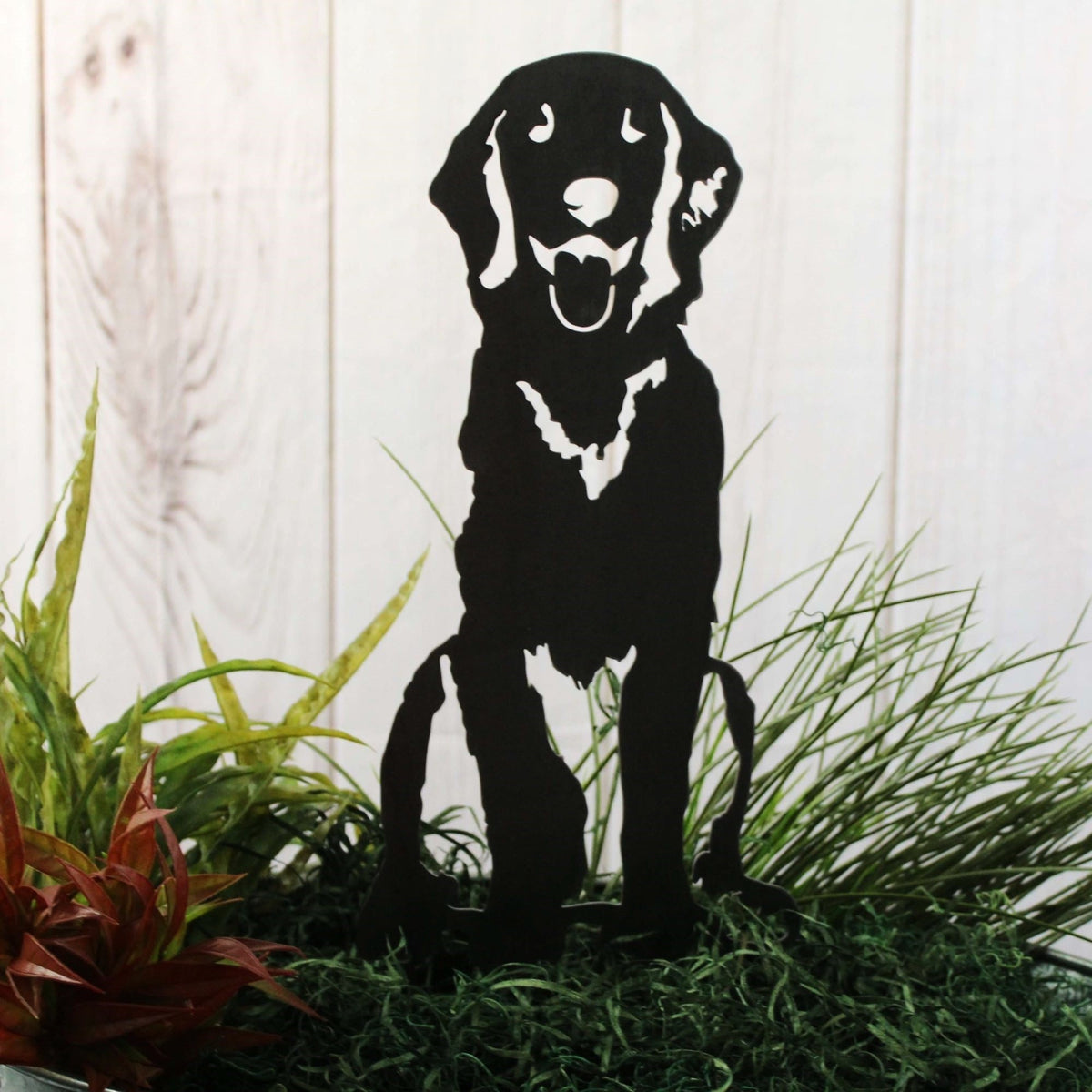 Flat-Coated Retriever Metal Art – Handmade Dog Silhouette