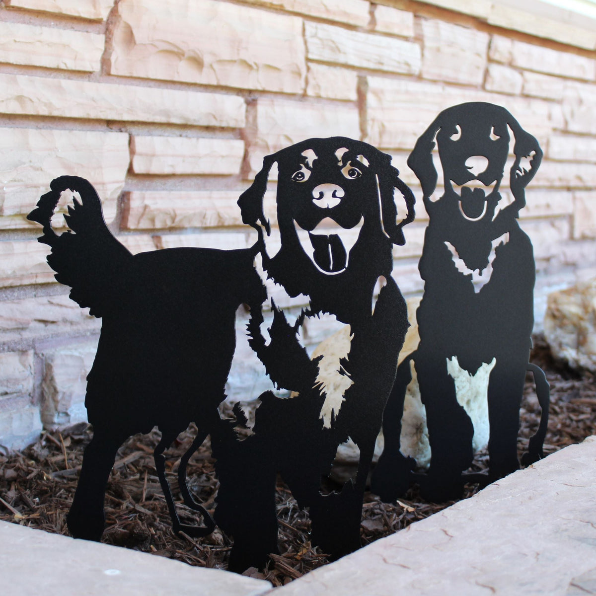 Golden Retriever Sitting Metal Art – Handcrafted Dog Décor